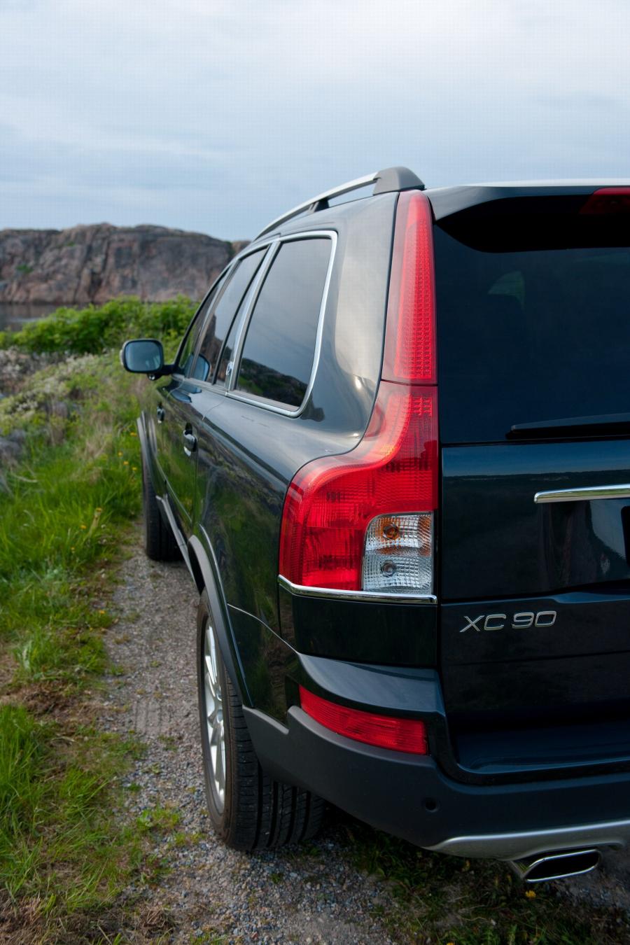  Volvo XC90 2007 года  (фото 32 из 142)